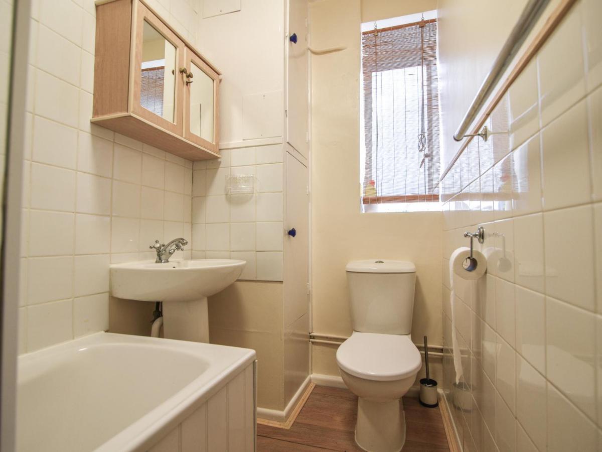 Апартаменти Flat 3, St Agnes House Лайм-Реджис Екстер'єр фото